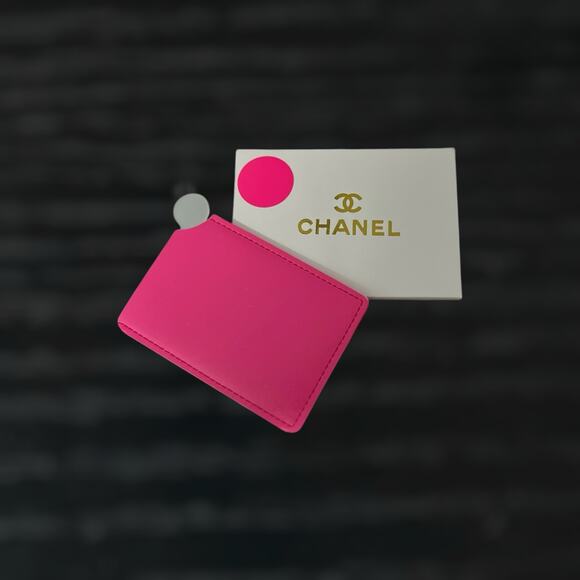 Hot Pink Chanel Card Holder & Mirror - New Box Bridsemaid Stocking Stuffer Gift - Picture 2 of 3
